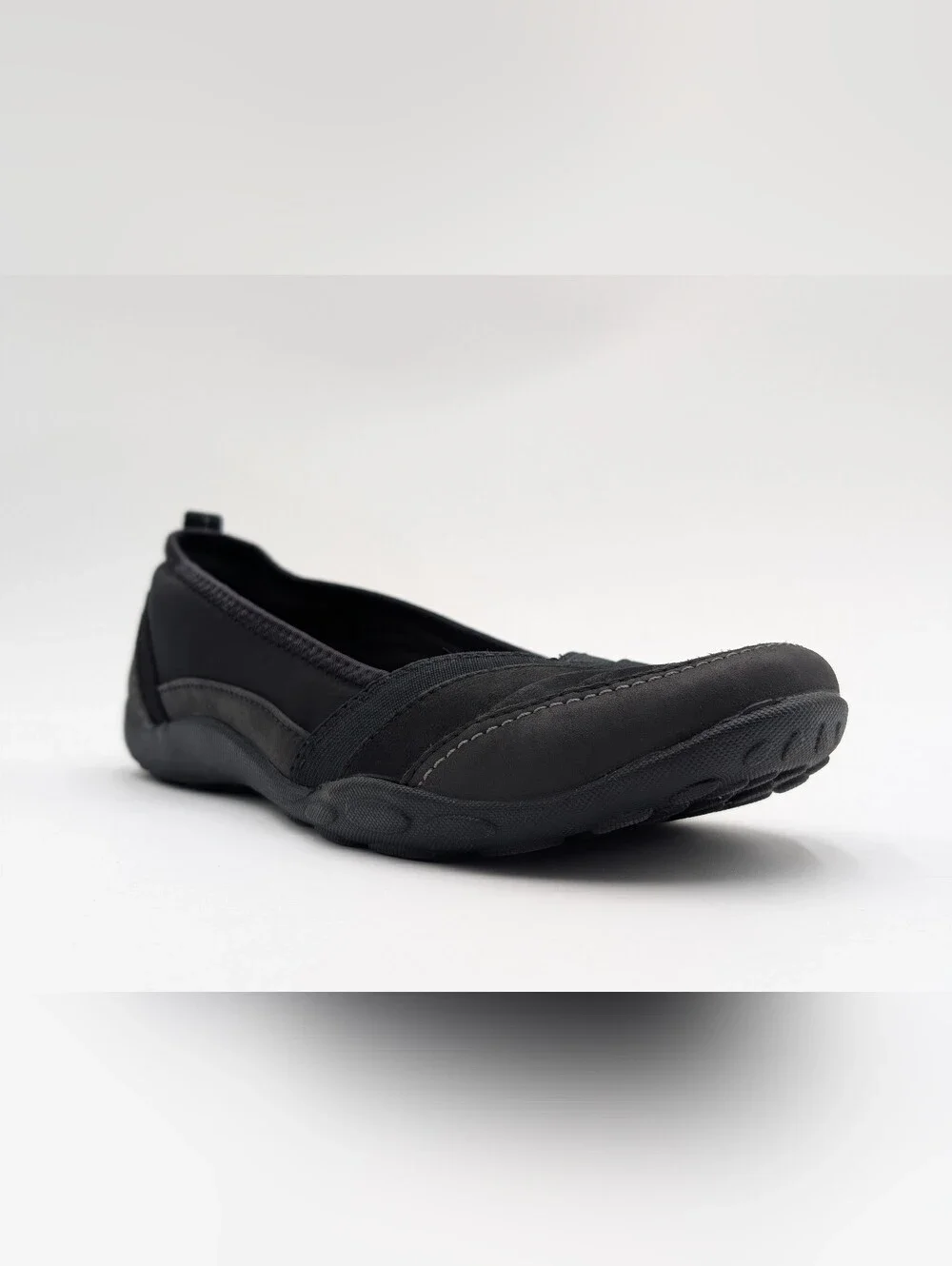 Clarks Collection Size 7.5M Slip On Black Leather Cushioned Insoles Ballet Flats
